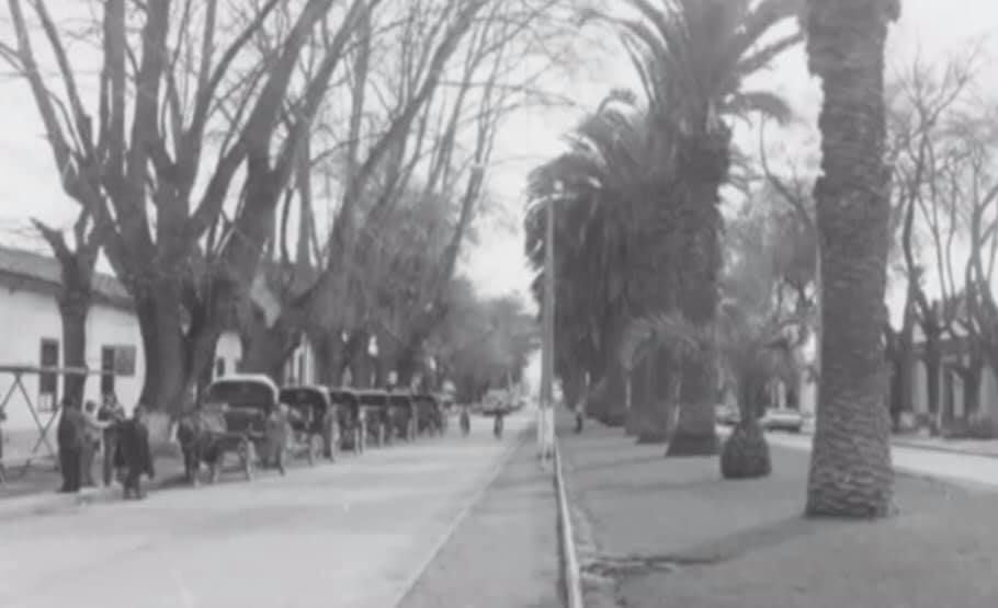 Coches y victorias, el transporte en Barrio Bisquertt 2